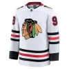 Miehille NHL Chicago Blackhawks Pelipaita Fanatics Premium Connor Bedard 2024-25 vieras Valkoinen
